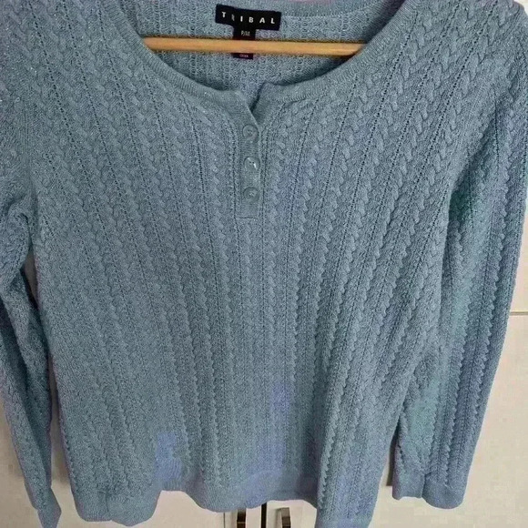 Women's Blue  Metallic Knitted Tribal Sweater Medium - Picture 3 of 3